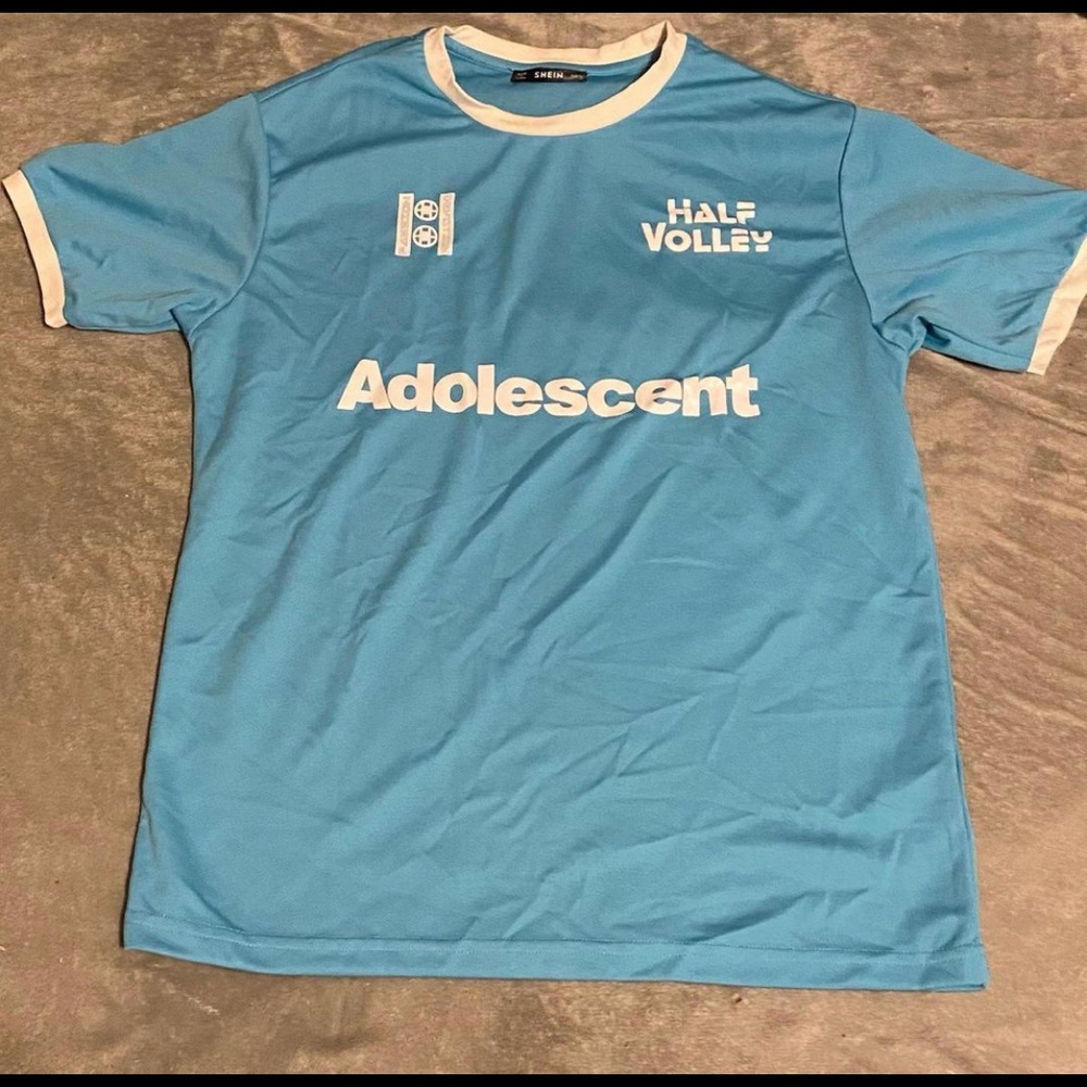 Adolescent SHEIN Men’s shirt